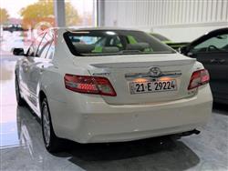 تۆیۆتا کامری